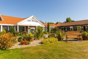 Отель The Bridge Hotel and Spa  Уэзерби